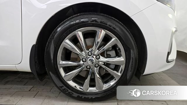 Kia The New Carnival id 4356663 из Кореи 13