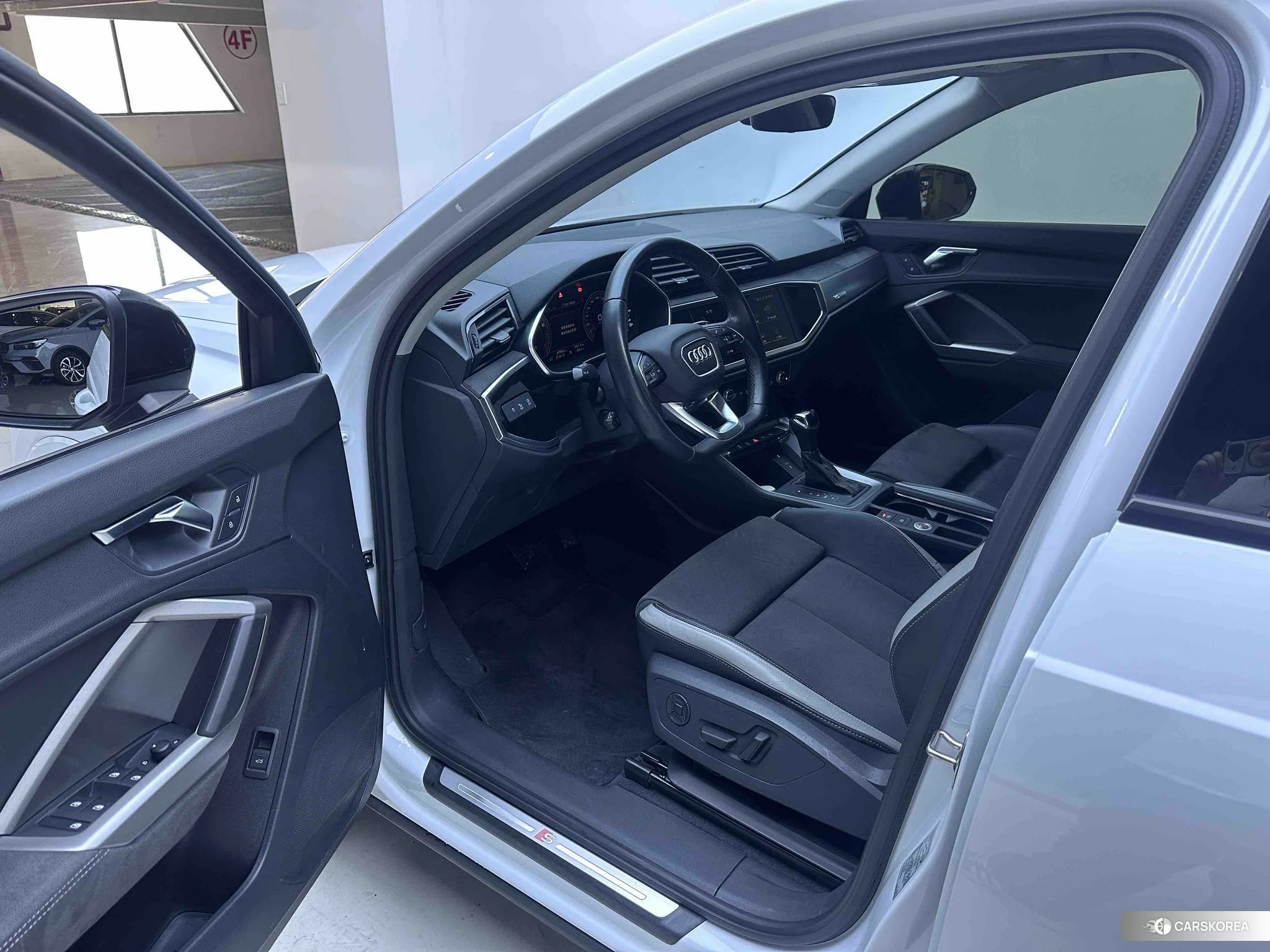 Audi Q3 id 4405823 из Китая 13