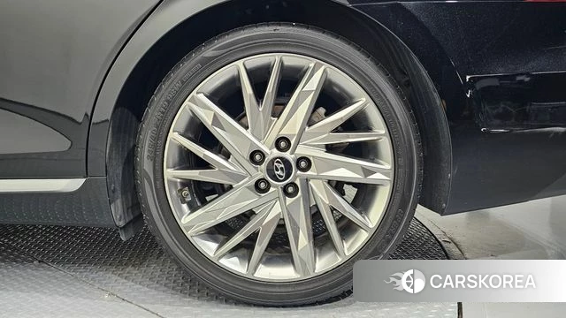 Hyundai The New Grandeur IG id 4887289 из Кореи 13