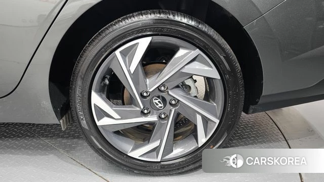 Hyundai The New Avante (CN7) id 4589963 из Кореи 13