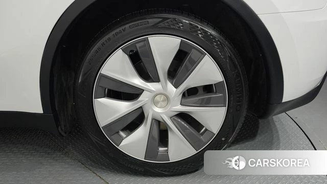 Tesla Model Y id 4773710 из Кореи 13