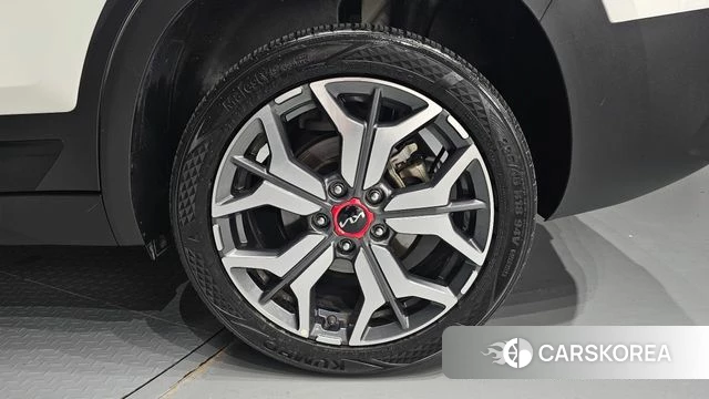Kia Seltos id 4337881 из Кореи 13