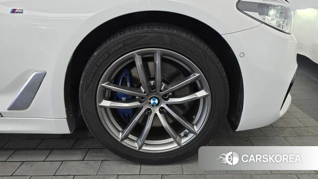 BMW 5 Series (G30) id 4477588 из Кореи 13
