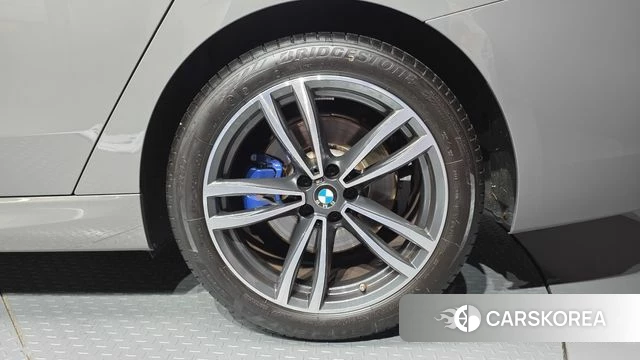 BMW 6 Series GT (G32) id 4500955 из Кореи 13