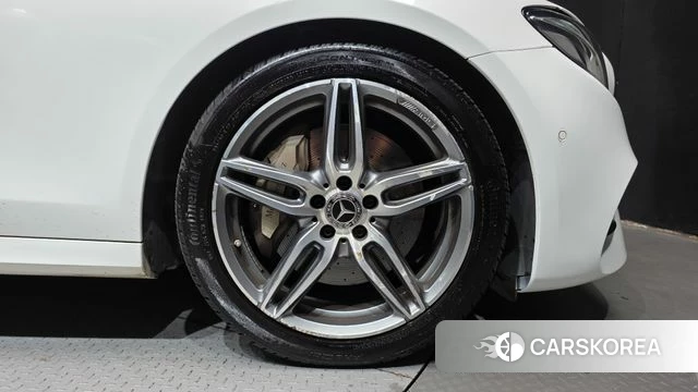 Mercedes-Benz E-Class W213 id 4741900 из Кореи 13