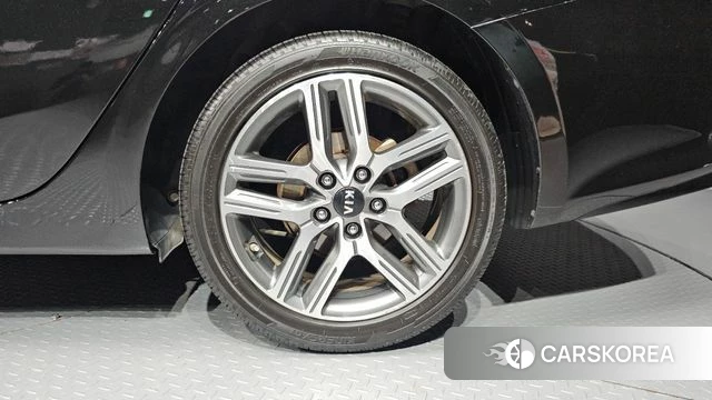 Kia Come New K3 id 4652279 из Кореи 13