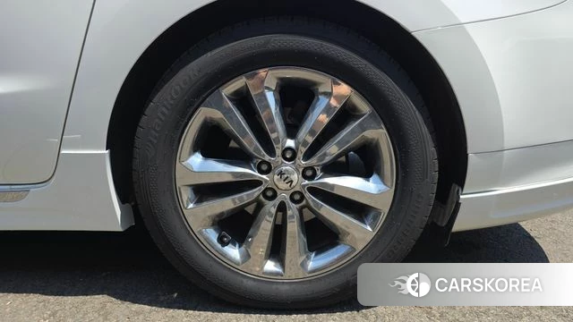 Kia All New Carnival id 4326012 из Кореи 13
