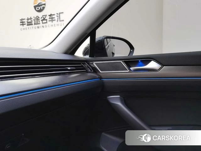 Volkswagen Magotan id 4333816 из Китая 13