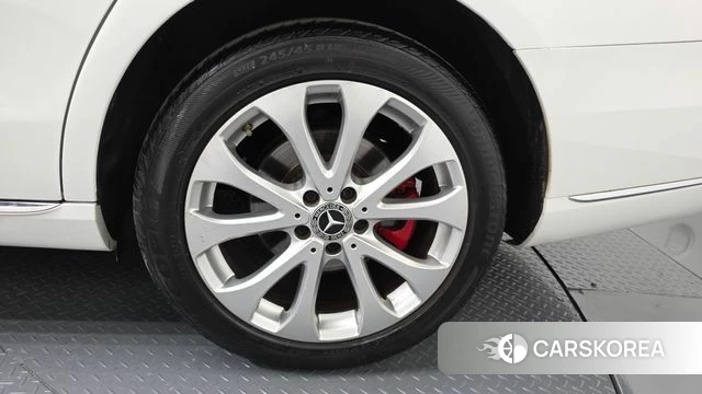 Mercedes-Benz E-Class W213 id 4225375 из Кореи 13