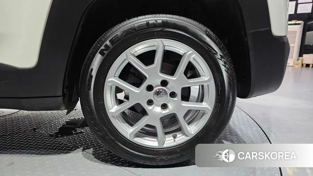 Jeep Renegade id 4536120 из Кореи 13