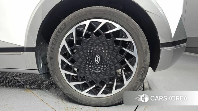 Hyundai Ionic 5 id 4764286 из Кореи 13