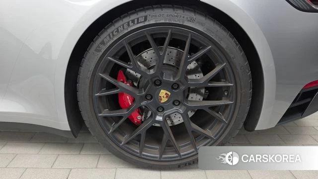 Porsche 911(992) id 4686685 из Кореи 13