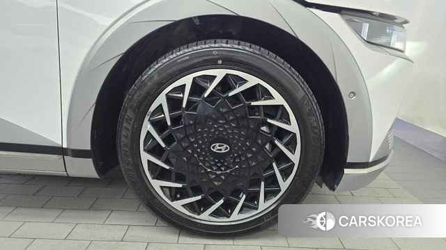Hyundai Ionic 5 id 4696321 из Кореи 13