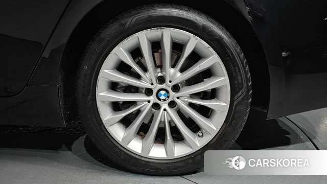 BMW 5 Series (G30) id 4351196 из Кореи 13