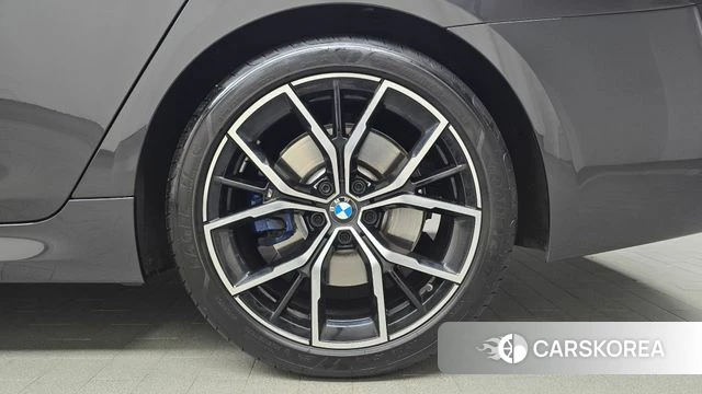 BMW 5 Series (G30) id 4395374 из Кореи 13
