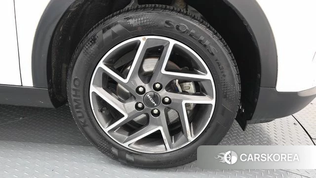 Ssangyong The New Tivoli id 4400448 из Кореи 13