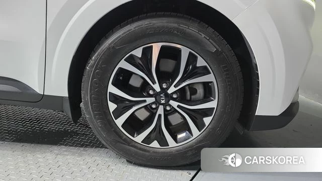 Kia Carnival 4th generation id 4482182 из Кореи 13