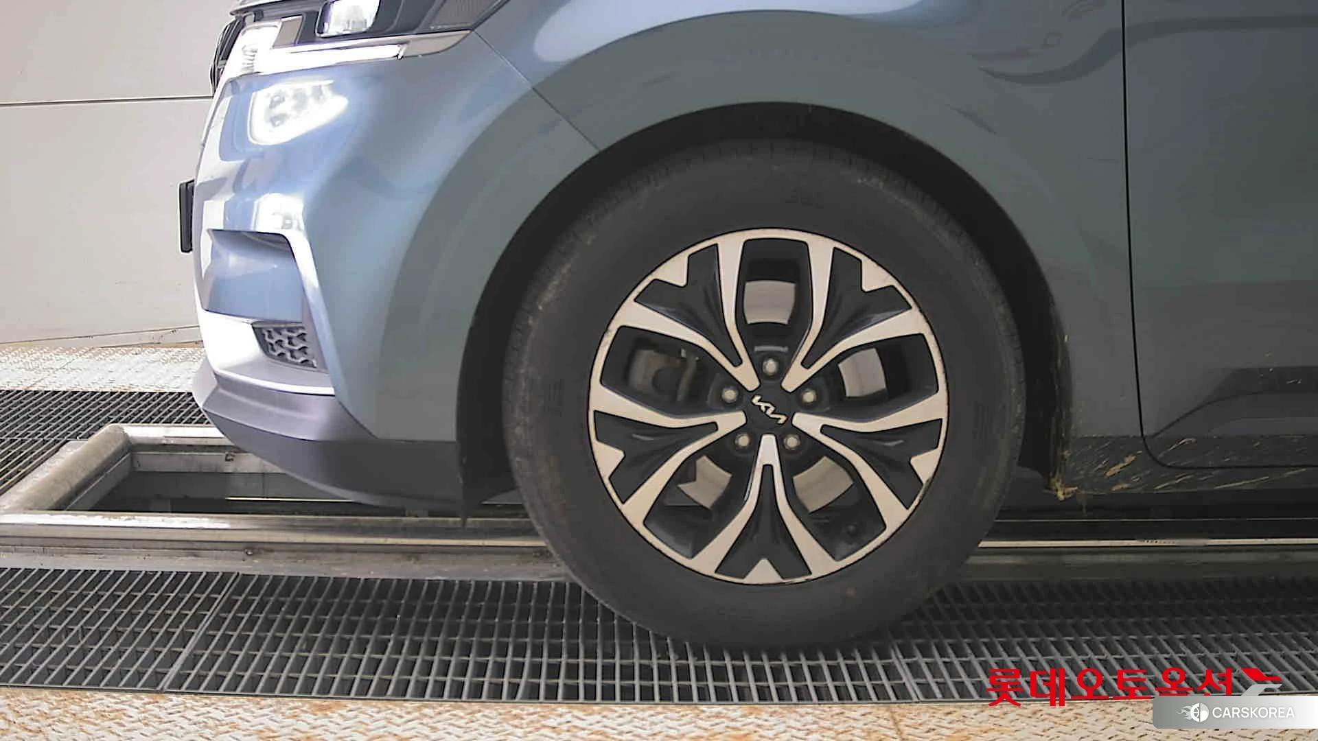 Kia Carnival id 4347343 из Кореи 13