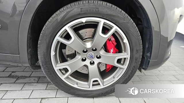 Maserati Levante id 4446924 из Кореи 13