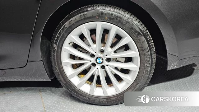 BMW 5 Series (G30) id 4573855 из Кореи 13