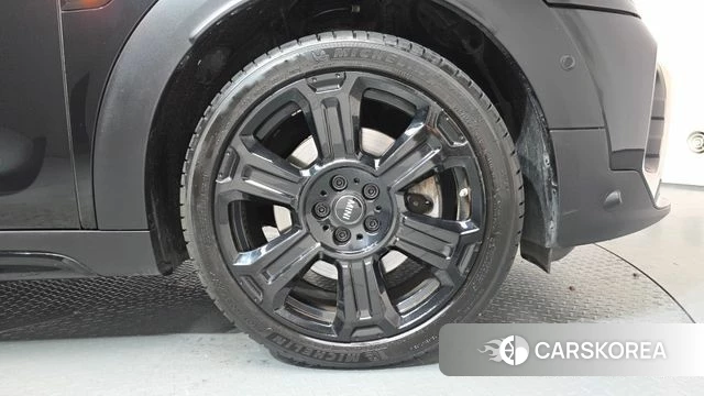 Mini Cooper S Countryman id 4566418 из Кореи 13