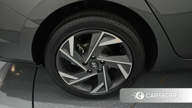 Hyundai The New Avante (CN7) id 4441460 из Кореи 13
