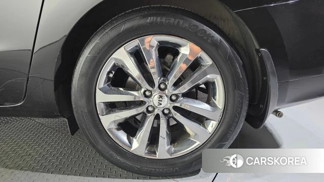 Kia All New Carnival id 4907716 из Кореи 13
