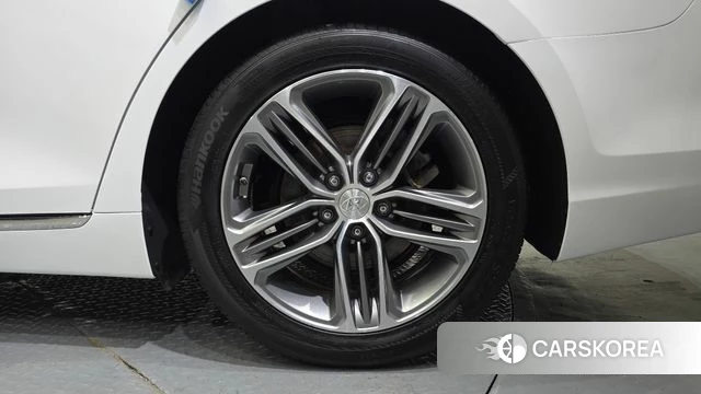 Hyundai Grandeur IG id 4325622 из Кореи 13