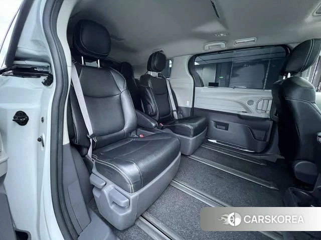 Toyota Saina id 4263432 из Китая 13