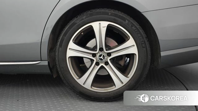 Mercedes-Benz E-Class W213 id 4551645 из Кореи 13