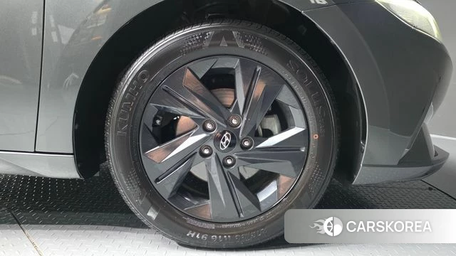Hyundai Avante Hybrid (CN7) id 4608777 из Кореи 13
