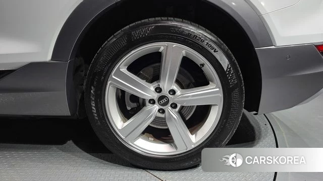 Audi e-Tron id 4249937 из Кореи 13