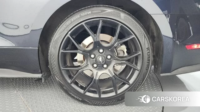 Ford Mustang id 4445714 из Кореи 13