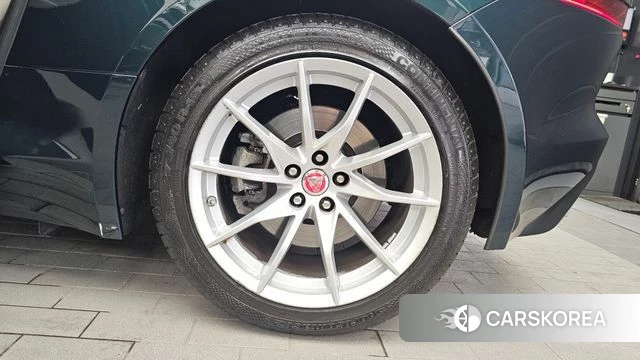 Jaguar F-TYPE id 4550191 из Кореи 13