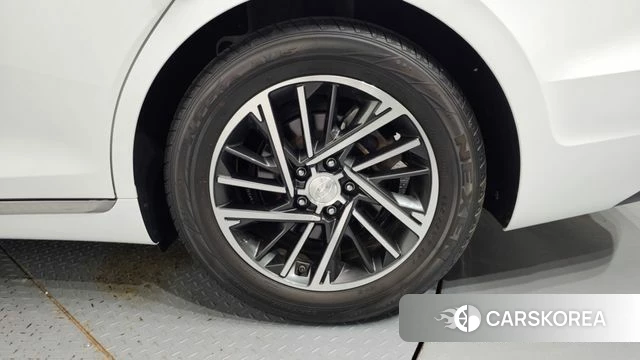 Hyundai The New Grandeur IG id 4624504 из Кореи 13