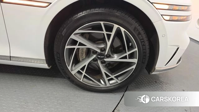 Genesis G90 (RS4) id 4613599 из Кореи 13