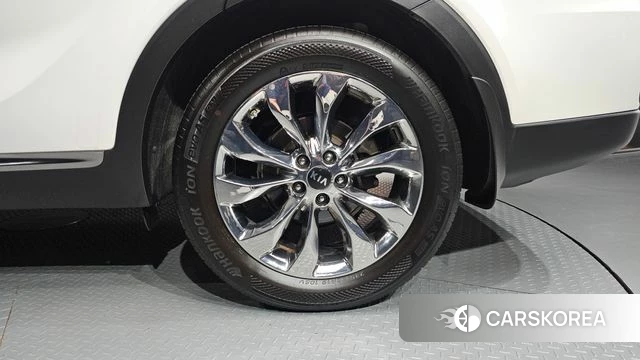 Kia The New Sorento id 4713357 из Кореи 13