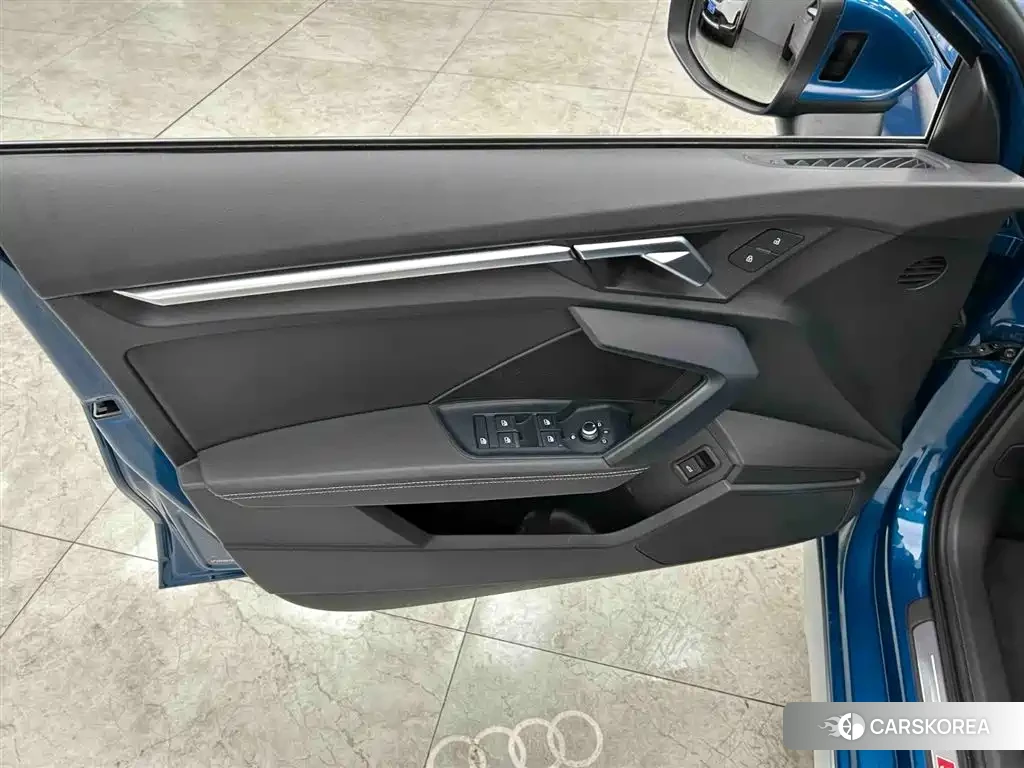 Audi A3 id 4680703 из Китая 13