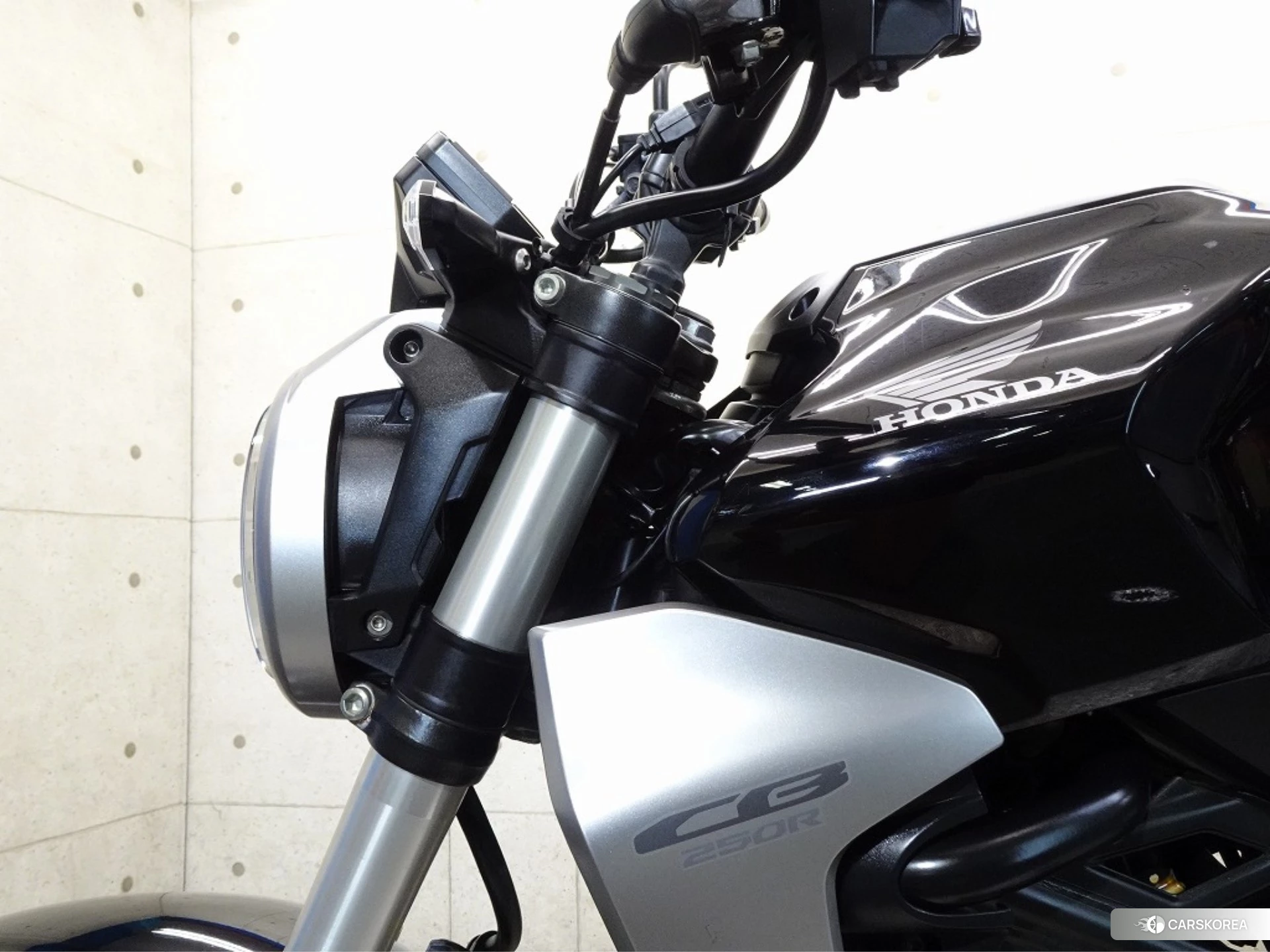 Проданный Honda CB250R id 3950454 из Японии, фото 13