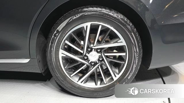 Hyundai The New Grandeur IG id 4759110 из Кореи 13