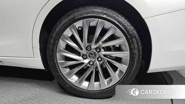 Lexus ES300h 7th generation id 4266100 из Кореи 13