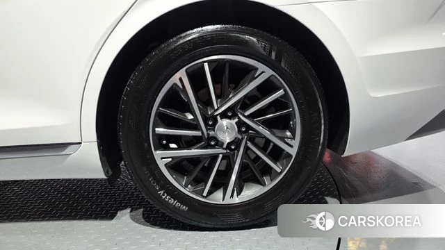 Hyundai The New Grandeur IG id 4698104 из Кореи 13