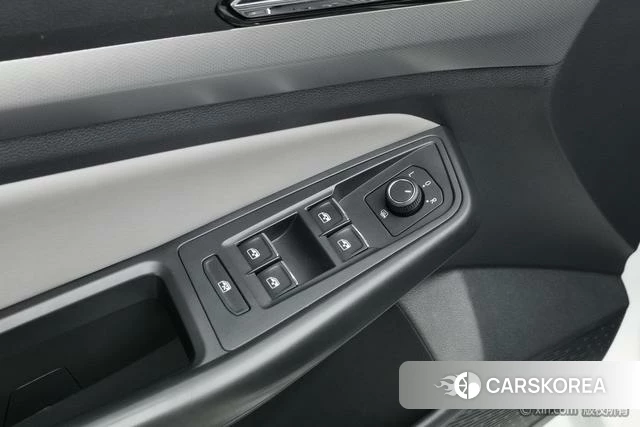 Volkswagen Bora id 4272801 из Китая 13
