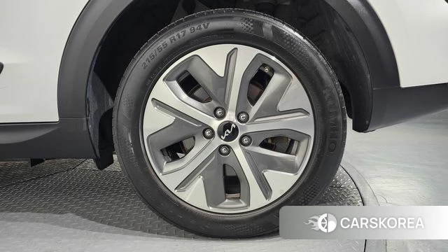 Kia Niro Plus id 4267432 из Кореи 13