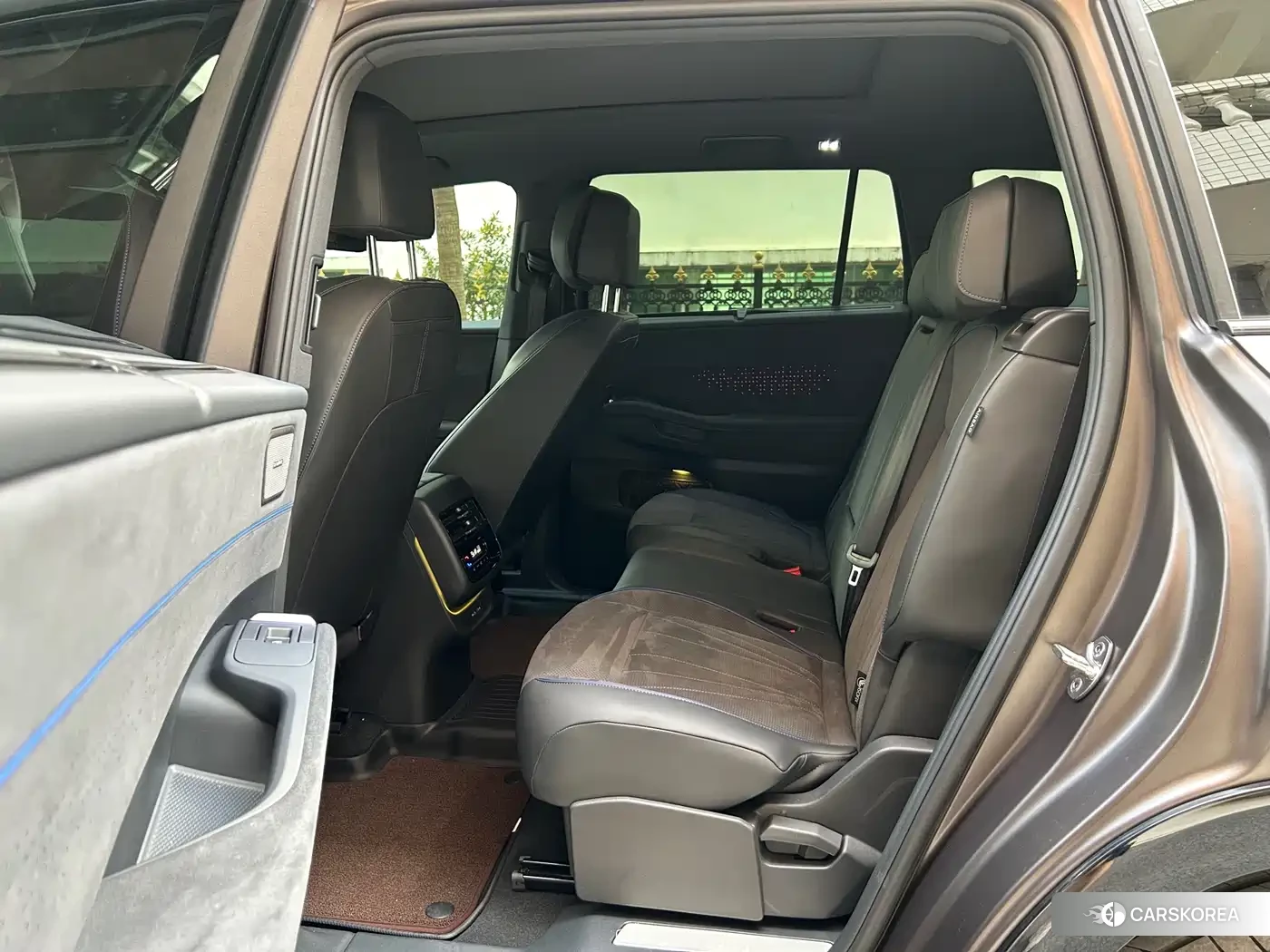 Volkswagen Touareg id 4601150 из Китая 13