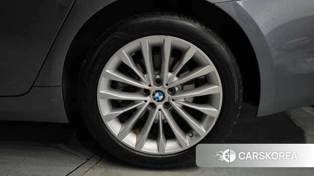 BMW 5 Series (G30) id 4751399 из Кореи 13