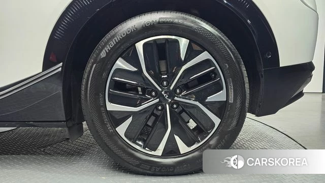 Kia EV6 id 4231636 из Кореи 13