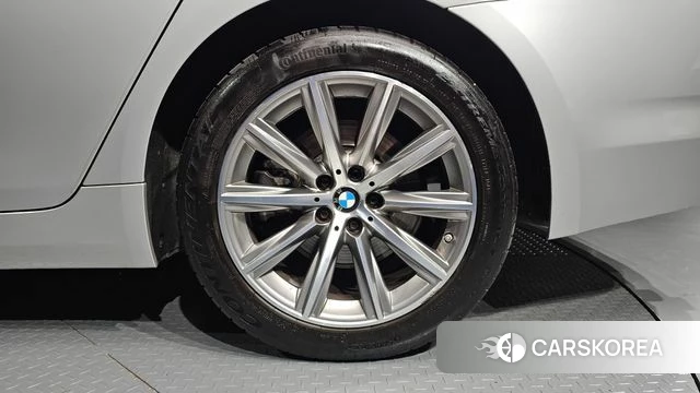 BMW 5 Series (G30) id 4776060 из Кореи 13