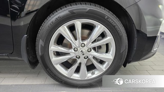Kia The New Carnival id 4781149 из Кореи 13