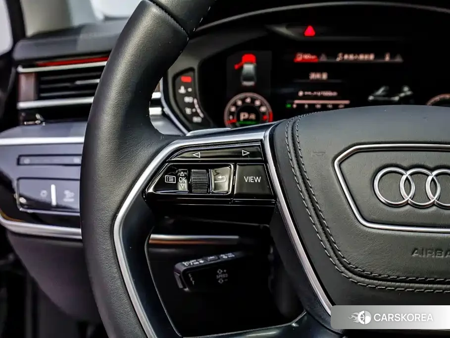 Audi A8 id 4659787 из Китая 13